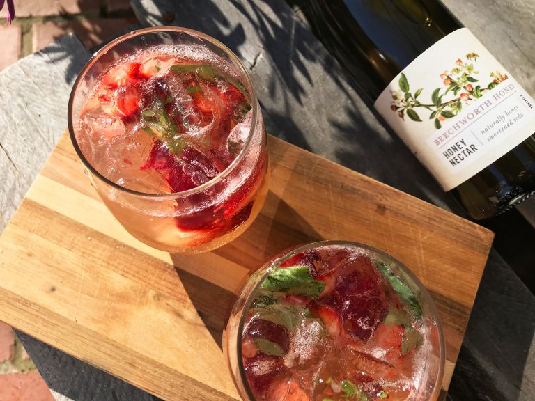 strawberry-basil-smash-768x576