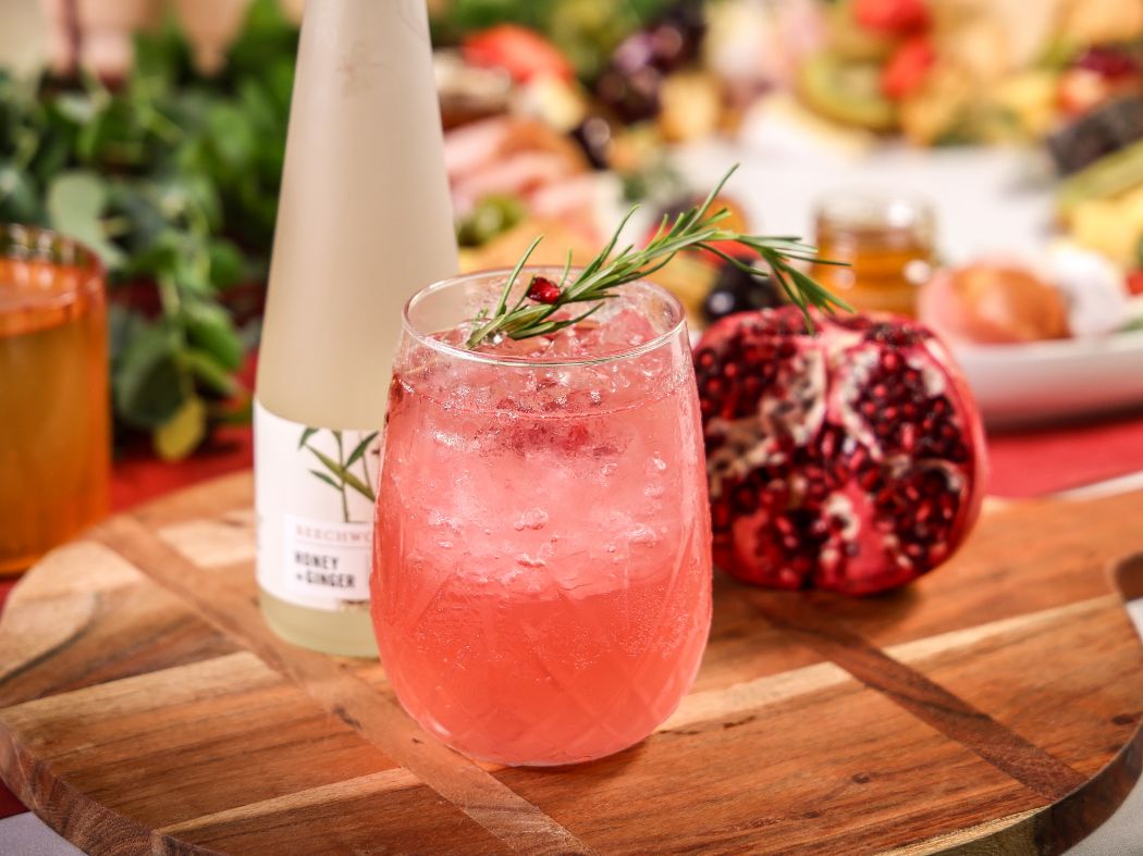 Pomegranate & Ginger Spritz